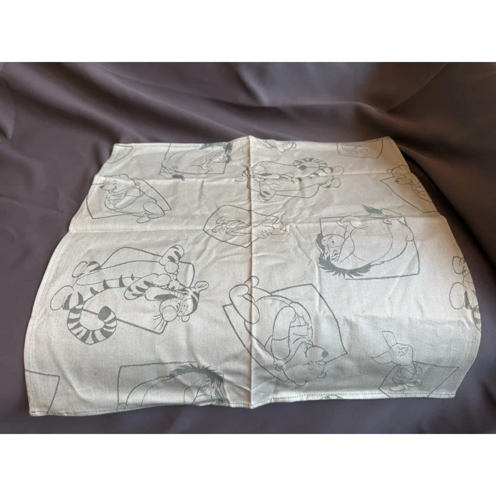 Vtg Disney 100 Acre Wood Winnie the Pooh Friends Sage Green Table‎ Cloth Napkins
